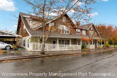 Main picture of 350 Castellano Way