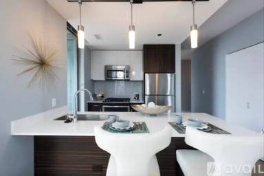 Main picture of 204 N Michigan Ave