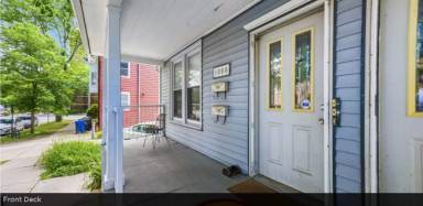Main picture of 1006-08 Garnett Pl