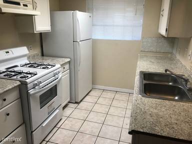 Main picture of 3008 Saint George St