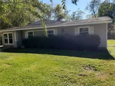 Main picture of 2425 Tuxedo Dr NW