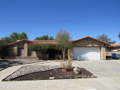 Main picture of 3241 Larwood Dr