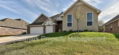 Main picture of 951 Siena Springs Dr