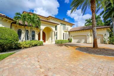 Main picture of 823 Cassena Rd