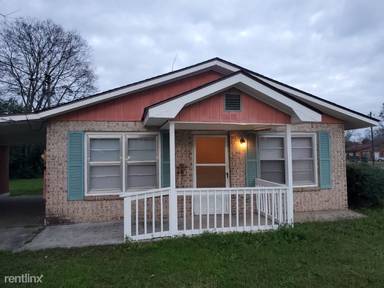 Main picture of 100 Chuck Cir