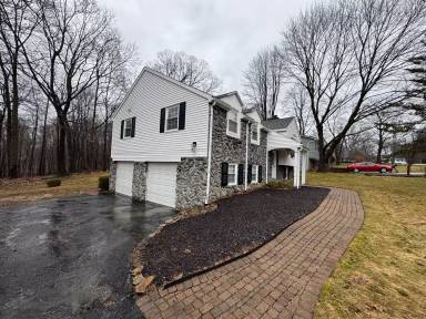 Main picture of 1250 Carmont Dr
