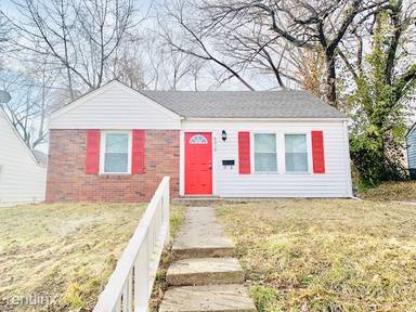 Main picture of 8016 Park Ave
