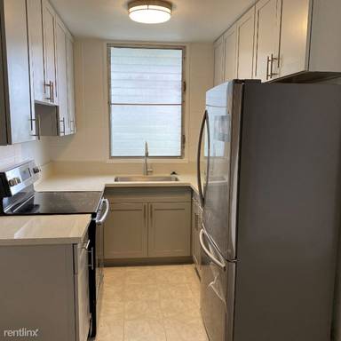 Main picture of 922 Kapahulu Ave