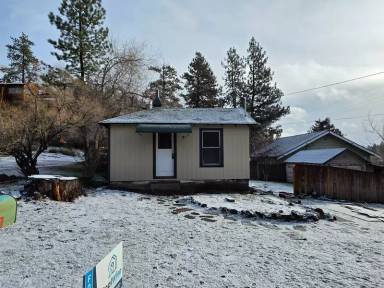 Main picture of 1618 NW 8th St