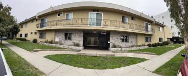 Main picture of 916 S Manhattan Pl