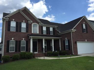 Main picture of 7 Creedmoor Dr