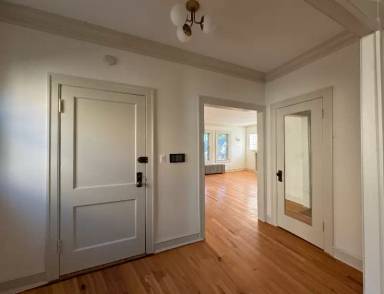 Main picture of 3426 N Keeler Ave