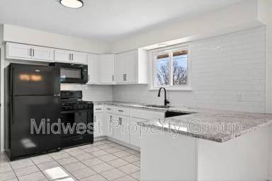 Main picture of 5165 Westwood Dr