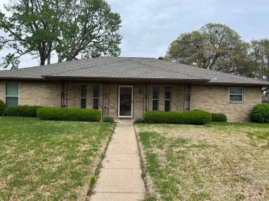 Main picture of 2620 Winterplace Cir