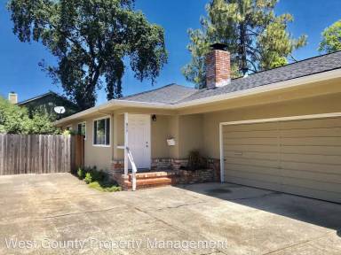 Main picture of 817 Carr Ave
