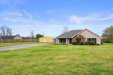Main picture of 4607 W Prien Lake Rd
