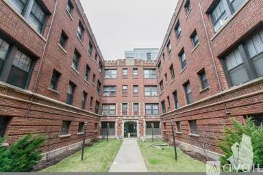 Main picture of 512-20 W Cornelia Ave