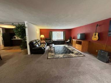 Main picture of 3184 Badger Rd