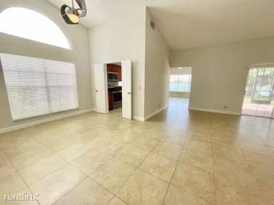 Main picture of 12910 Elmford Ln
