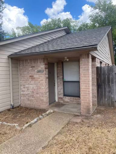 Main picture of 612 Cross Timbers Dr