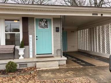 Main picture of 3807 Harwood Ave SW