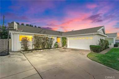 Main picture of 5402 Anthony Ave