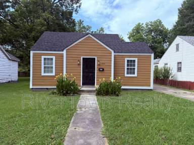 Main picture of 2677 Larose Ave