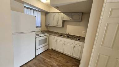 Main picture of 46 W Shadbolt St