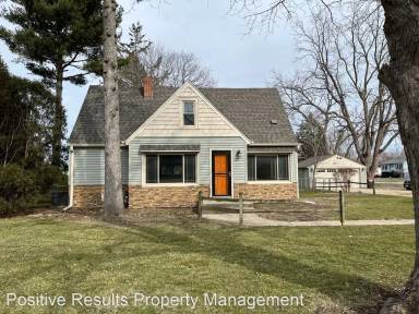 Main picture of 8311 N Alpine Rd