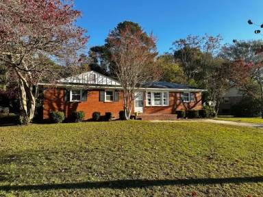 Main picture of 2115 Warner St