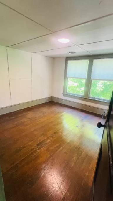 Main picture of 812 Tyler Ave