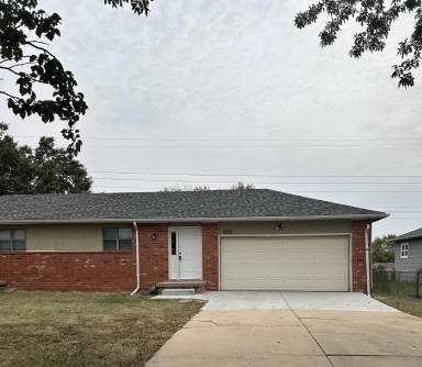 Main picture of 1822 N Arrowhead Dr