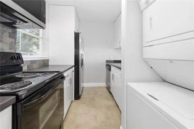 Main picture of 3218 NW 103rd Ter
