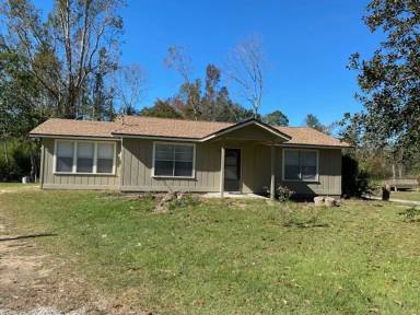 Main picture of 830 Haley Dr