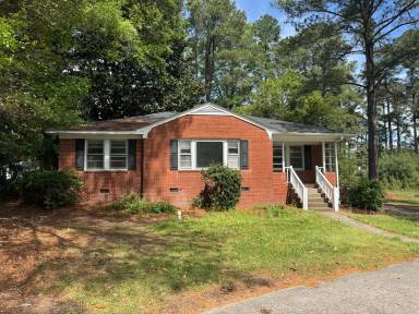 Main picture of 1509 Greenville Blvd SE