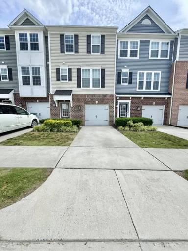 Main picture of 1414 Whitehurst Way