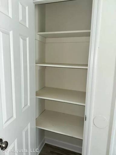 Main picture of 2063 Walton Way