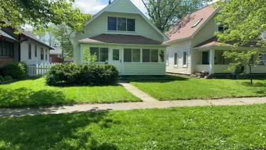 Main picture of 728 E Pleasant Run Parkway North Dr