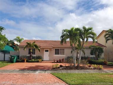 Main picture of 18140 SW 153rd Ct