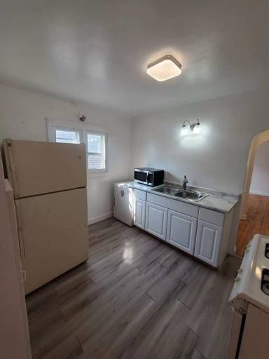 Main picture of 3380 N 36th St