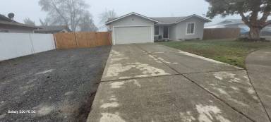 Main picture of 2731 Jim Cir