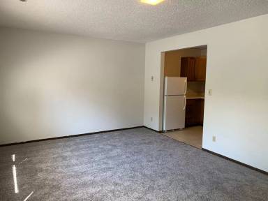 Main picture of 121 Howard Ave