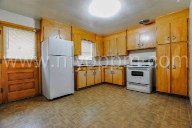 Main picture of 3325 N 61st St