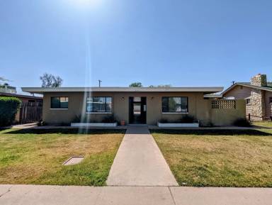 Main picture of 2122 S Granada Dr
