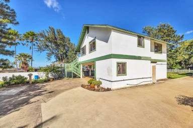 Main picture of 54 Kapuahi St