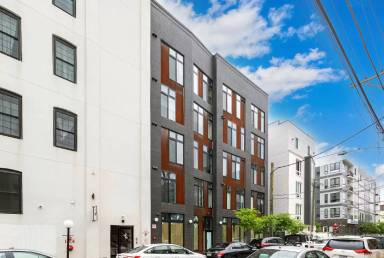 Main picture of The Bromley Loom House