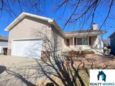 Main picture of 618 W Burt Dr