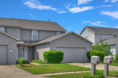 Main picture of 3907 Balmoral Dr