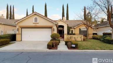 Main picture of 5134 N Via Trevi