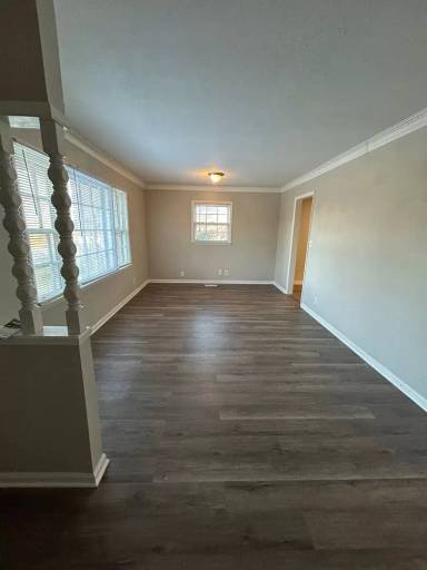 Main picture of 2911 Hester Ln NW